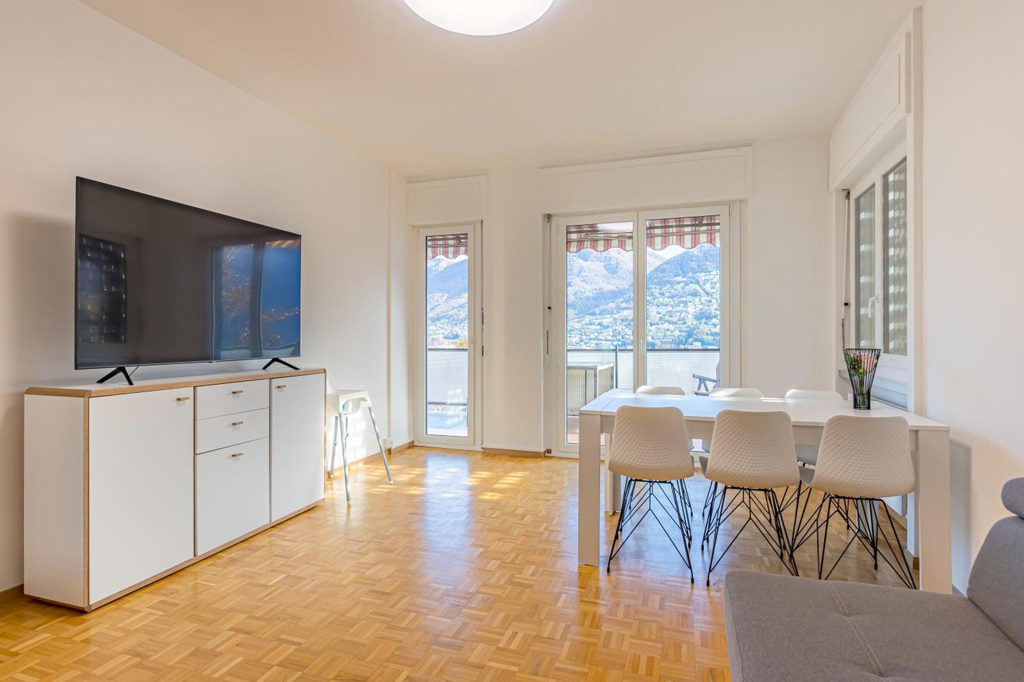 Imperial Of Lugano 4 With A Lake View Behind The Station And 10 Min From The Lake Apartment ภายนอก รูปภาพ