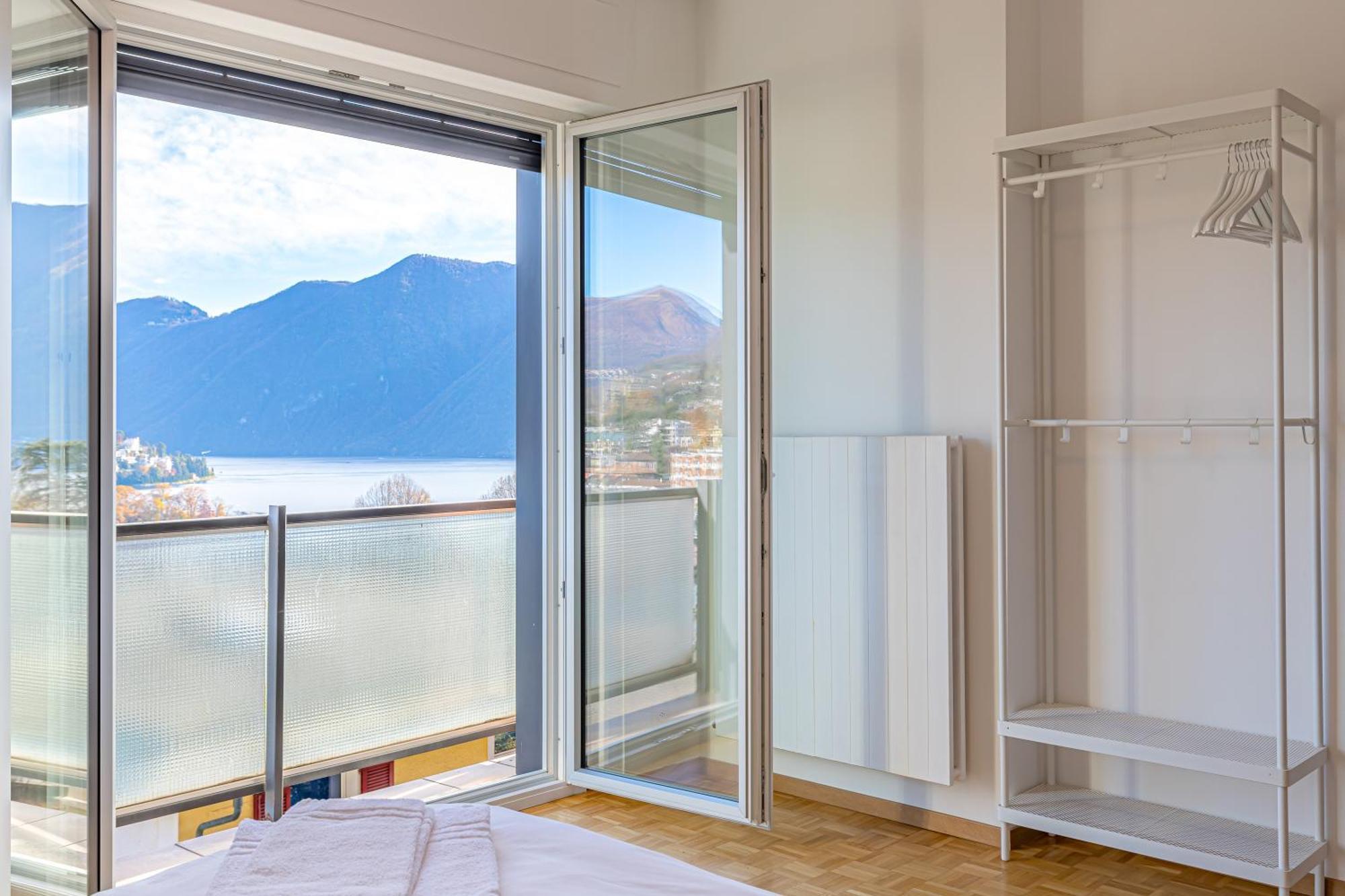 Imperial Of Lugano 4 With A Lake View Behind The Station And 10 Min From The Lake Apartment ภายนอก รูปภาพ